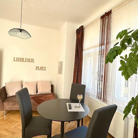 Apartment Im Gruenen Leoben  Eksteriør billede