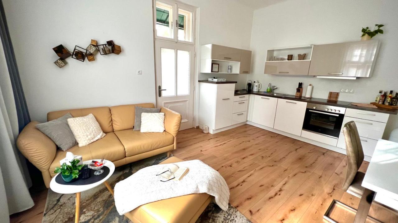 Apartment Im Gruenen Leoben  Eksteriør billede
