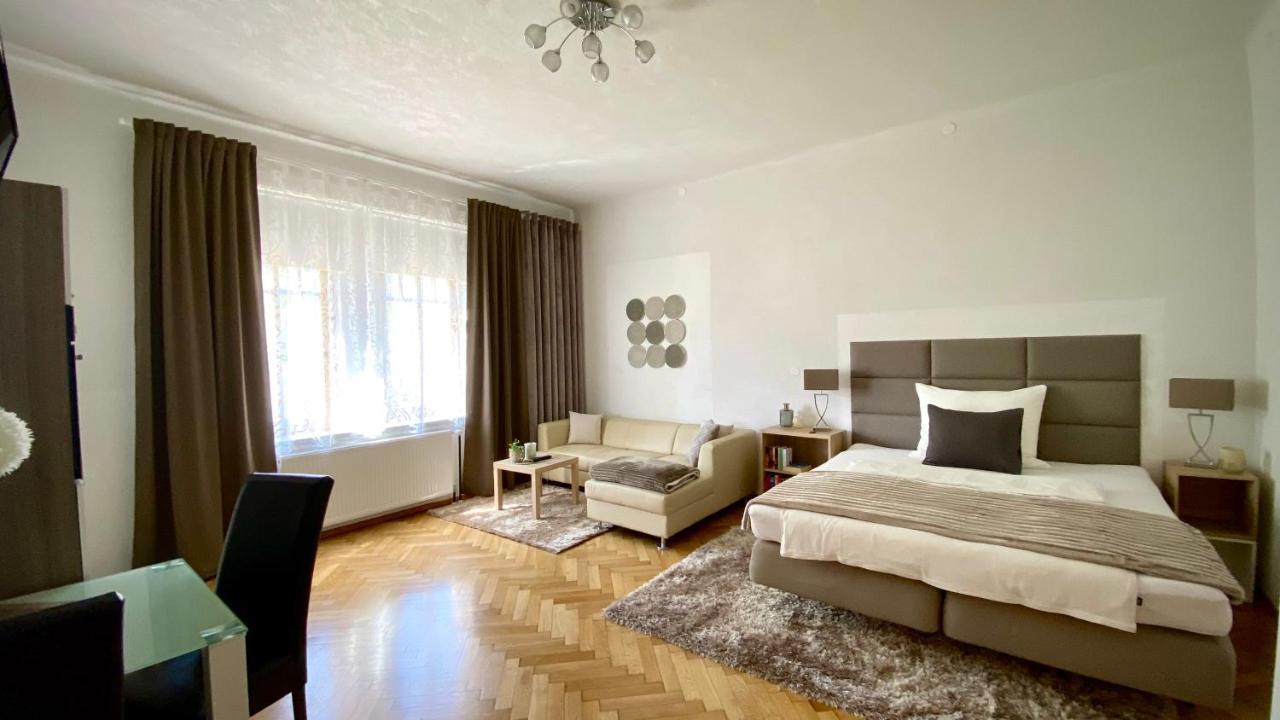 Apartment Im Gruenen Leoben  Eksteriør billede